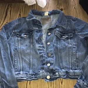 Women’s Levi jean jacket
